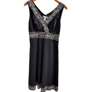 Tweeds 100% Cotton Silky Black V Neck Dress with White Lace Filigree